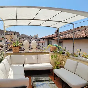 Apartment Borgo San Jacopo Penthouse By 360rentals