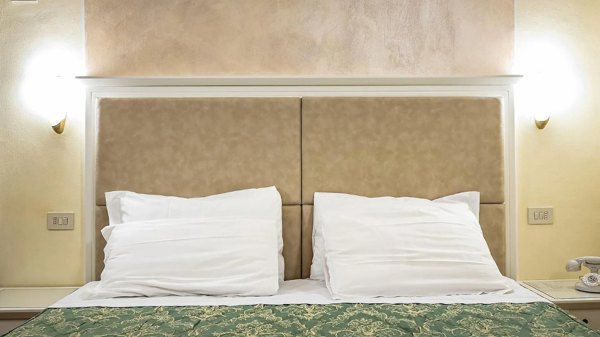 Hotel Alessandra Florencja 2*,