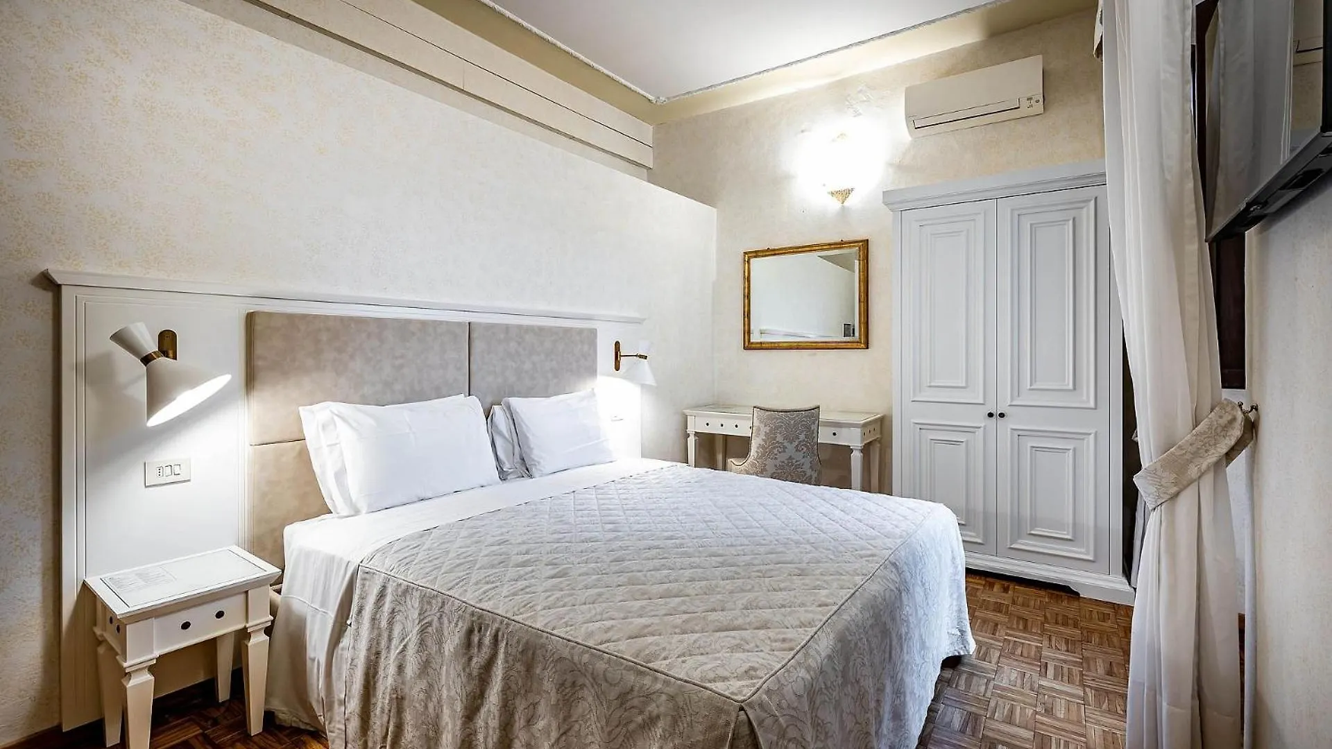 Hotel Alessandra Florencja 2*,